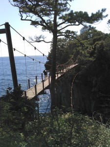 海のつり橋